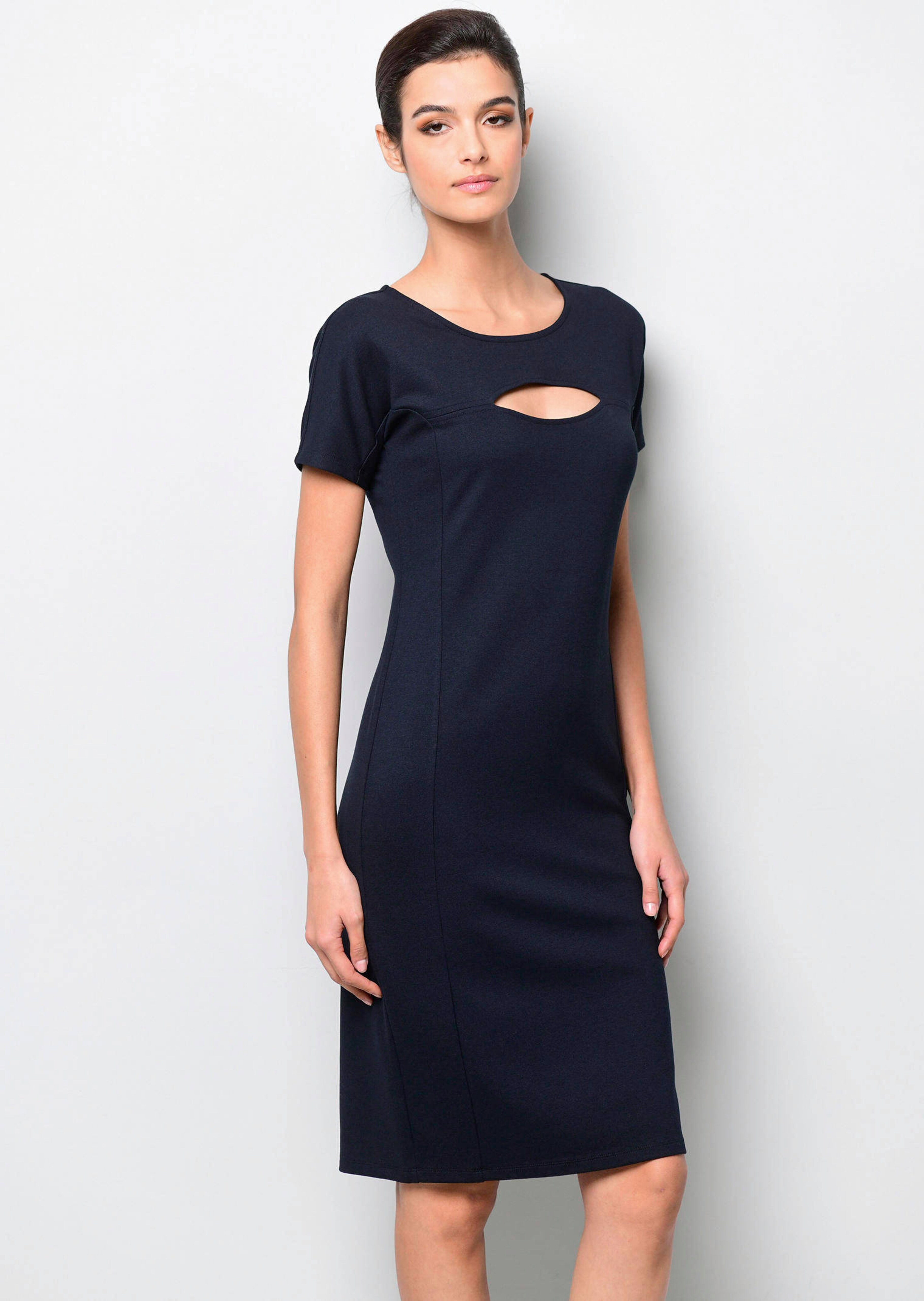 Kleid mit Cutout