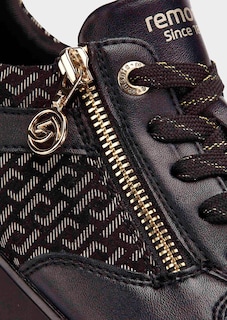 Sneaker mit goldfarbenen Details thumbnail 3