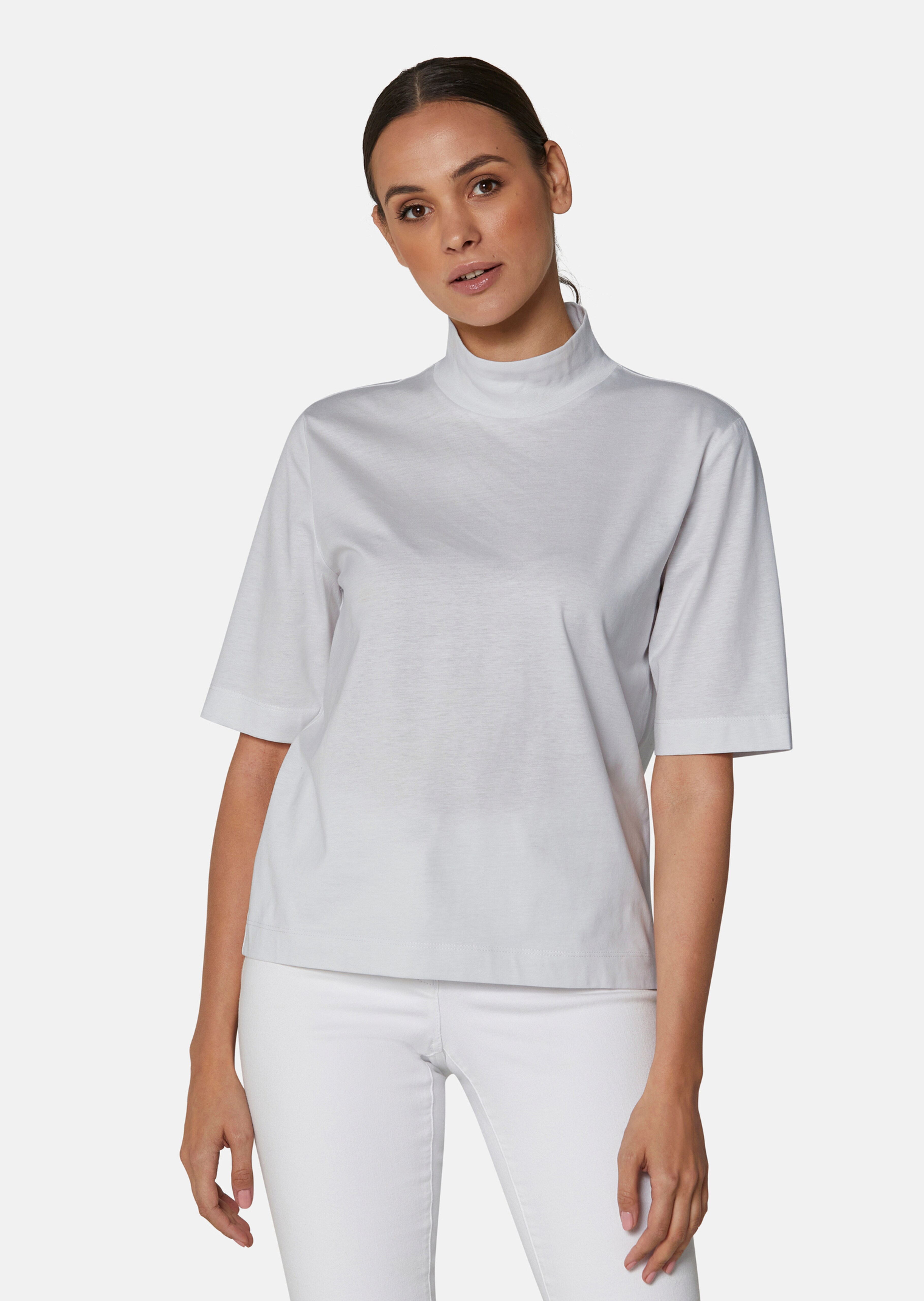 Stand-up collar shirt with short sleeves