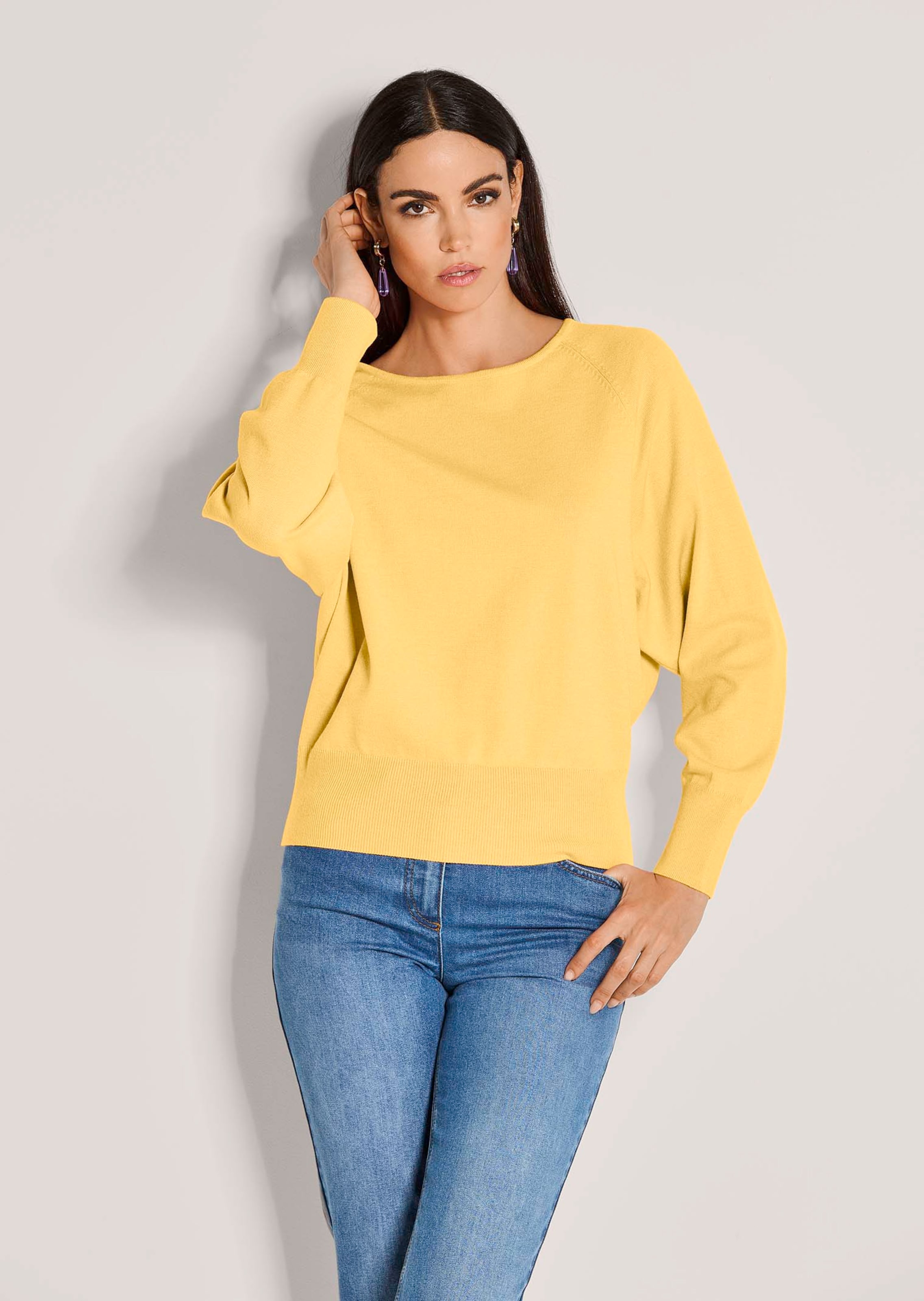 Feinstrick-Pullover mit Fledermausärmeln