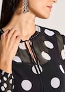 Schlupfbluse mit Pünktchen-Charme thumbnail 5