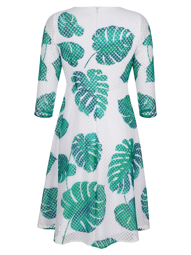 Kleid aus Lochspitze 4