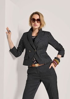 Nadelstreifen-Blazer in verkürzter Form thumbnail 4