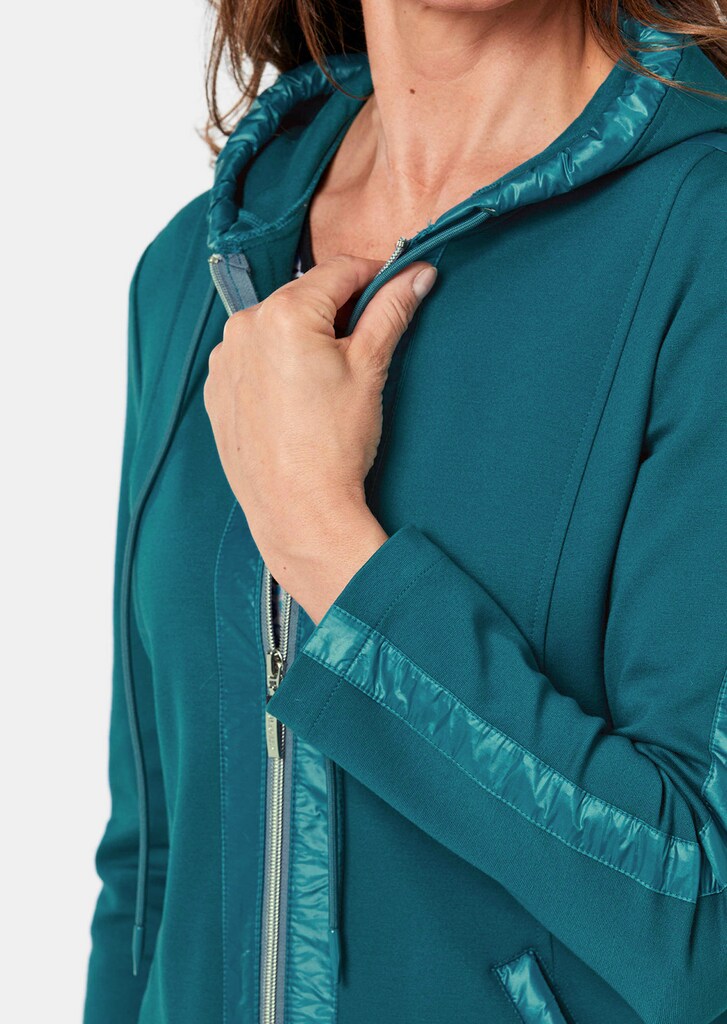 bequeme Freizeitjacke mit Kapuze