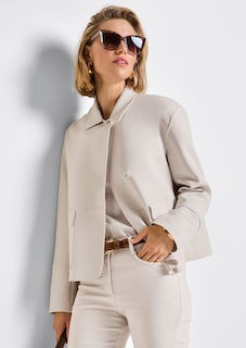 Kurzblazer in Boxy-Form thumbnail 7