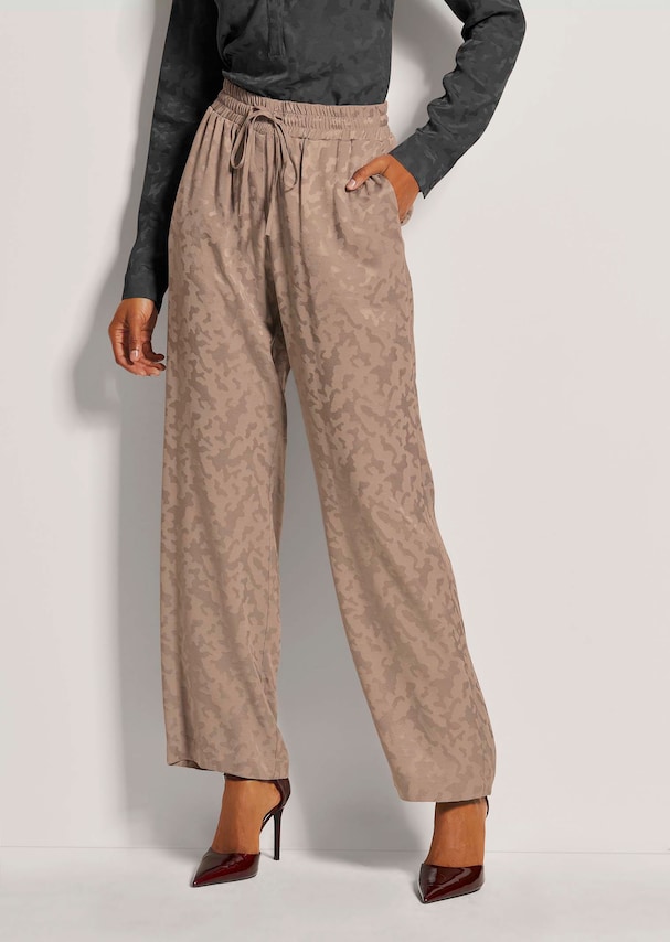Jacquard-Hose zum Schlüpfen