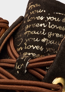 Klassischer Sneaker mit dezenten Details thumbnail 3