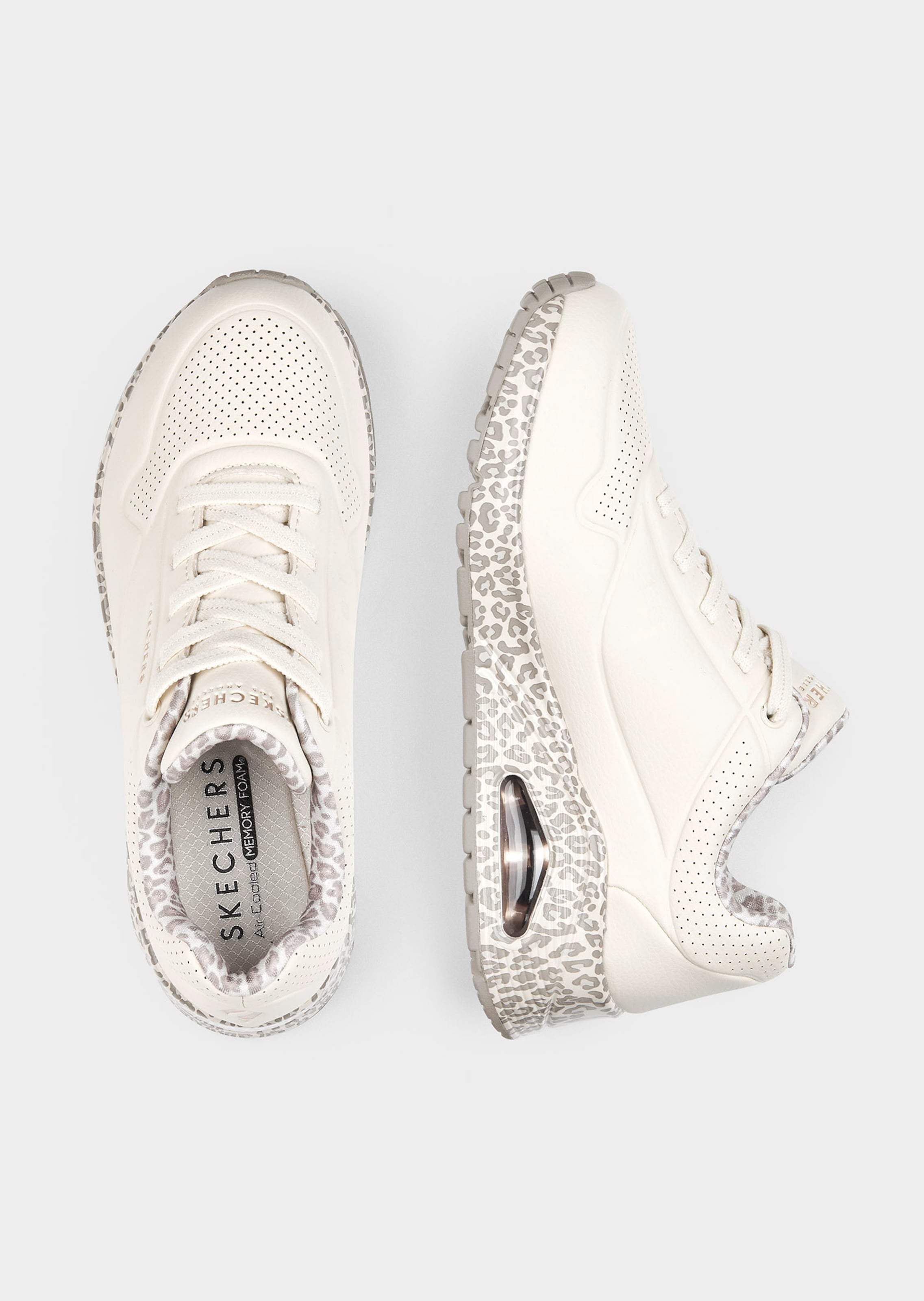 Modischer Sneaker mit Sohle im Leo-Look