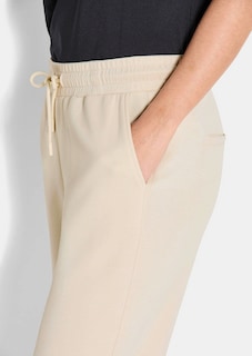 Homewear thumbnail 3