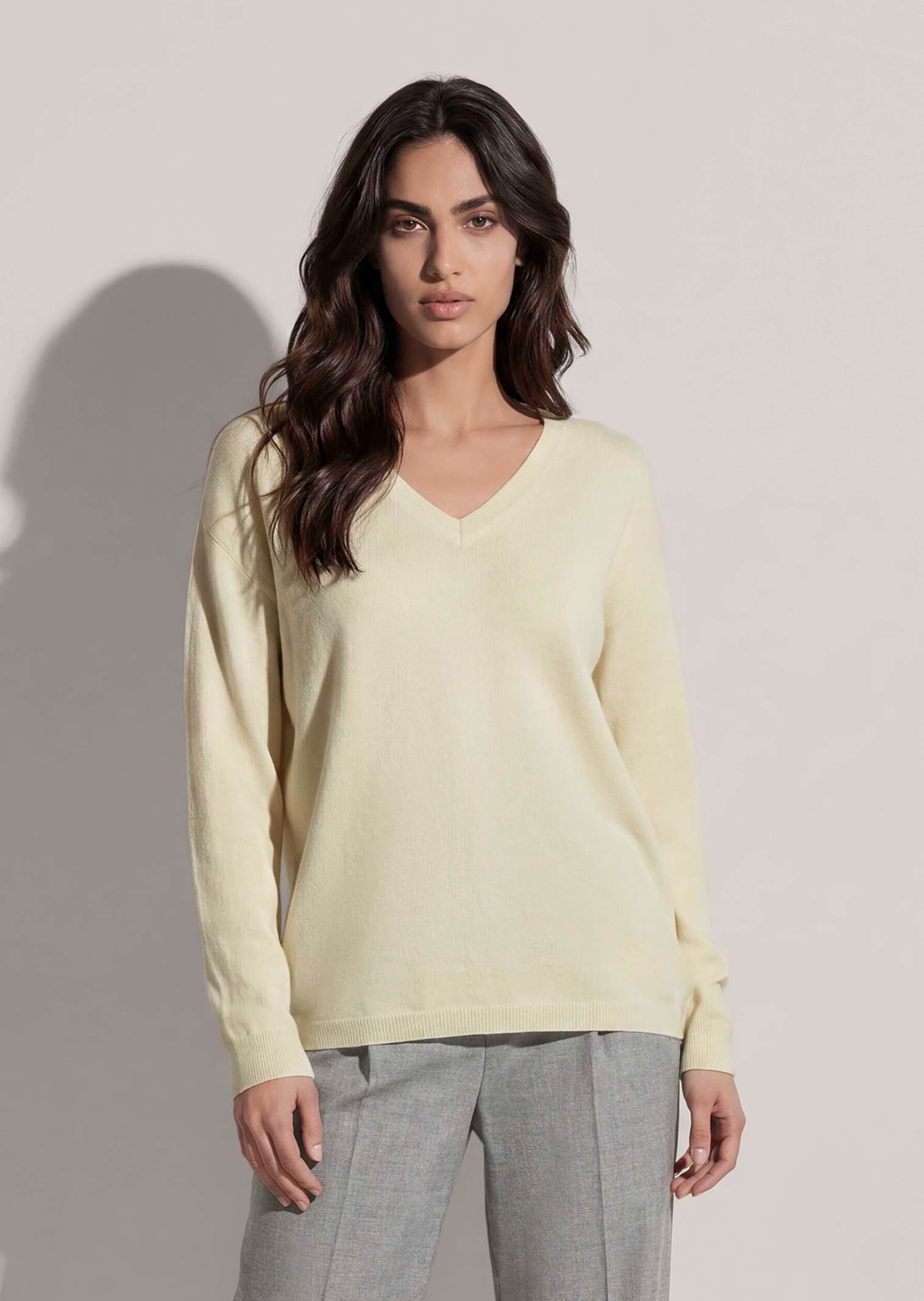 Trui met V-hals, van Good Cashmere