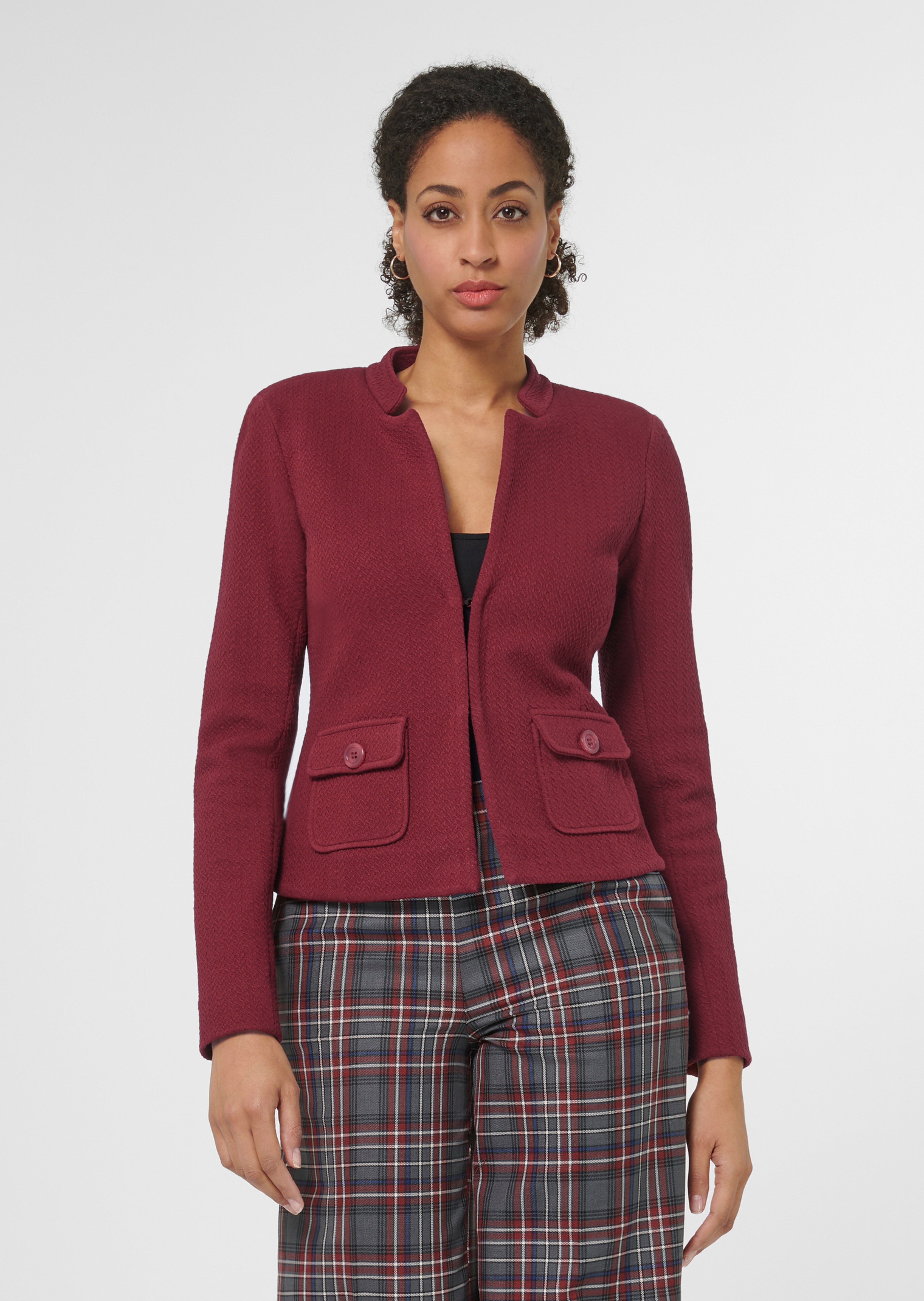 Blazer mit Stehkragen in Cropped Form