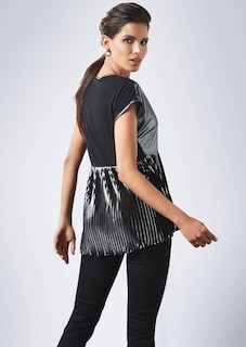 Metallic-Shirt mit Plissee thumbnail 2