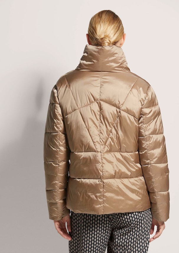 Wattierte Steppjacke mit Stehkragen 2