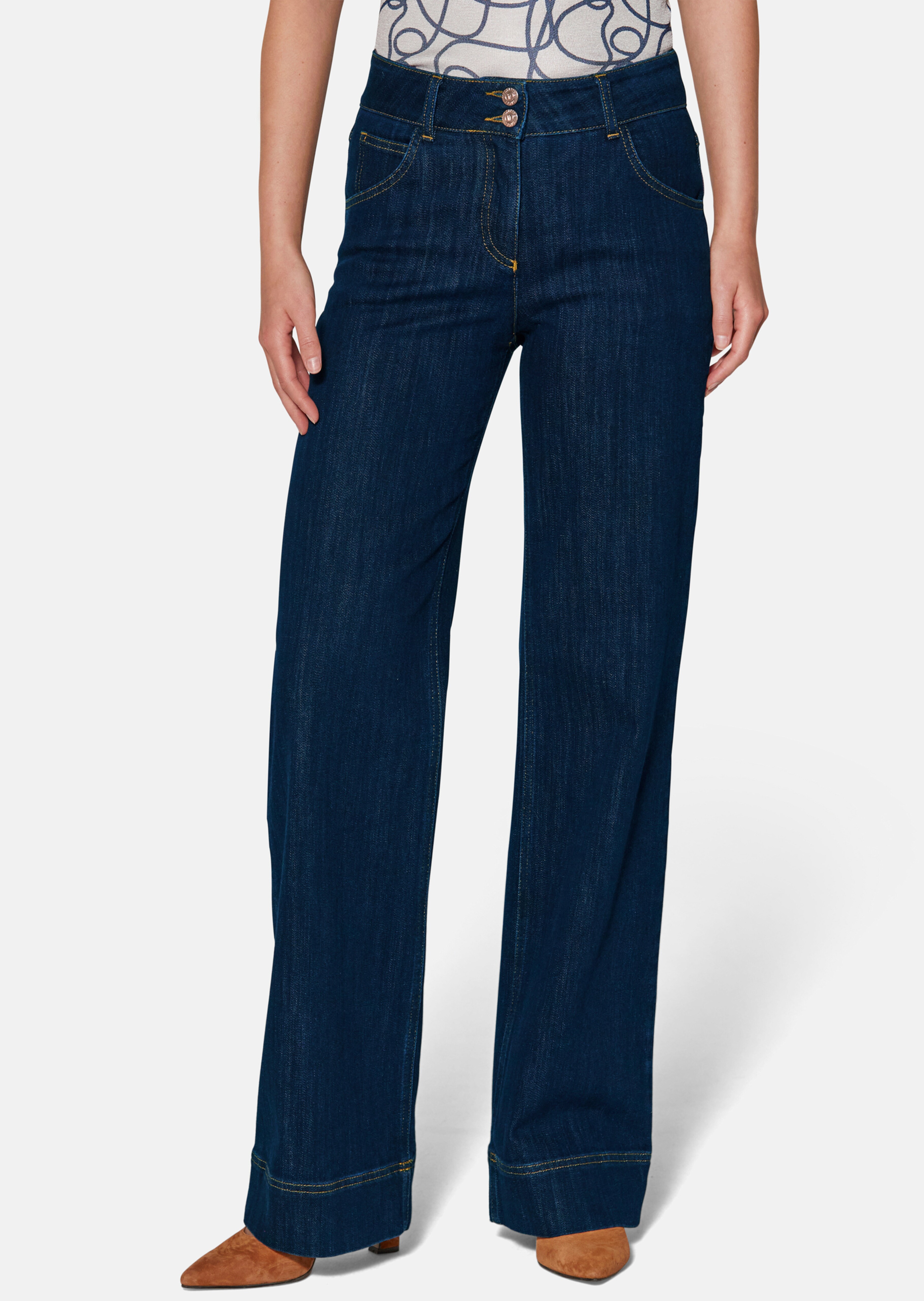 Weite Jeans mit Knöpfen