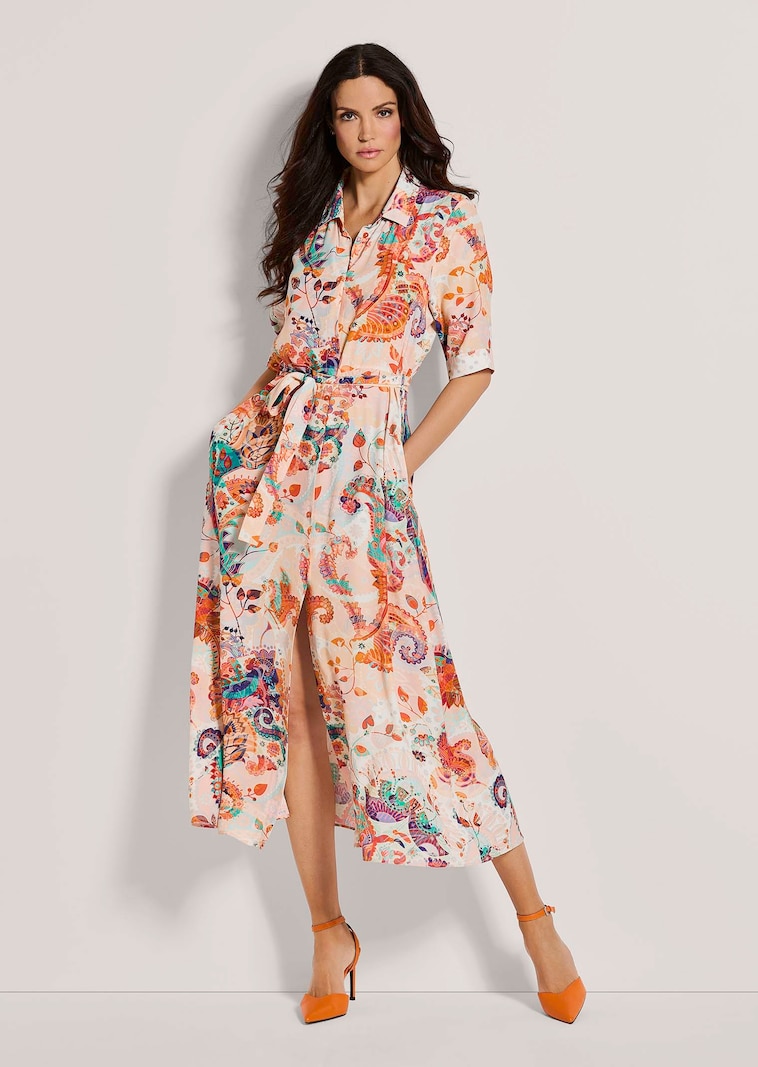 Viscose dress in white / raspberry sorbet / multi-coloured | MADELEINE Fashion Viscose dress in white / raspberry sorbet / multi-coloured | MADELEINE Fashion
