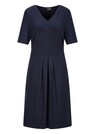 Jersey-Kleid mit V-Ausschnitt thumbnail 6