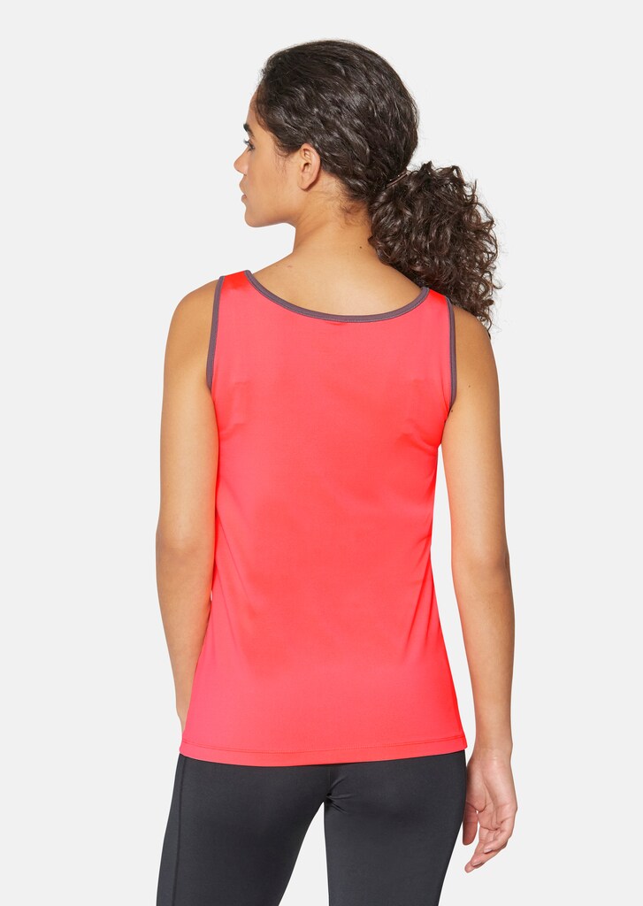 Top with striped accent and logo lettering 2