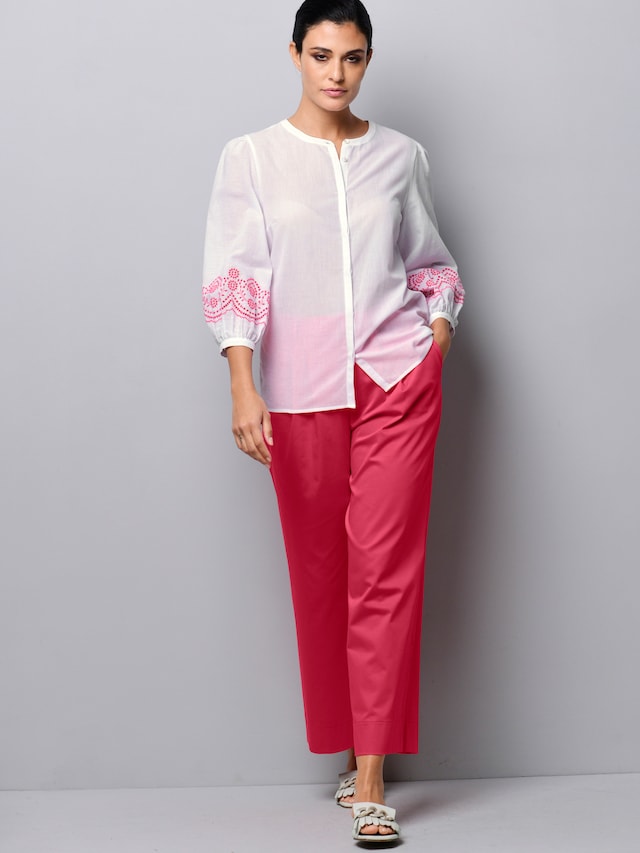 Bluse mit Stickerei am Ärmel 1