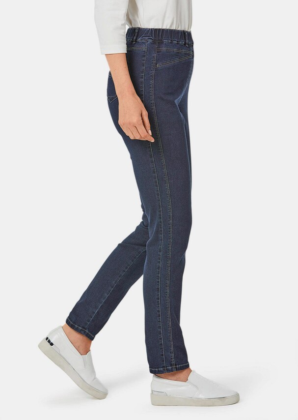 Super elastische Jeans LOUISA mit figurstreckenden Nähten 3