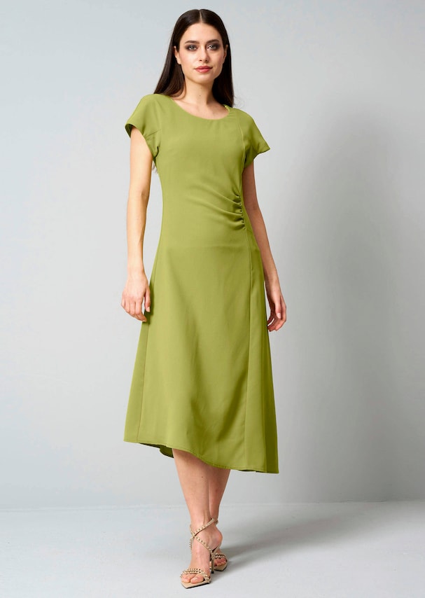 Kleid mit Raffung in der Taille 1