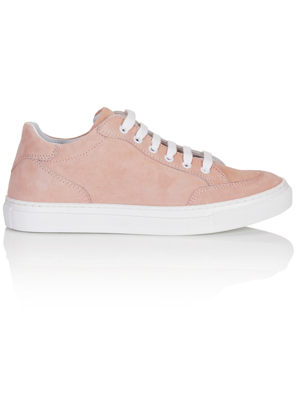 Lace-up sneaker made from soft suede 3