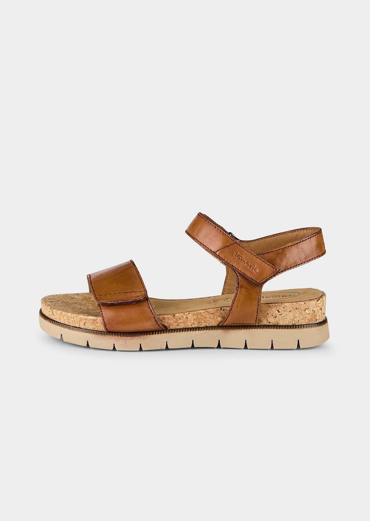 Sandales avec lanière velcro réglable