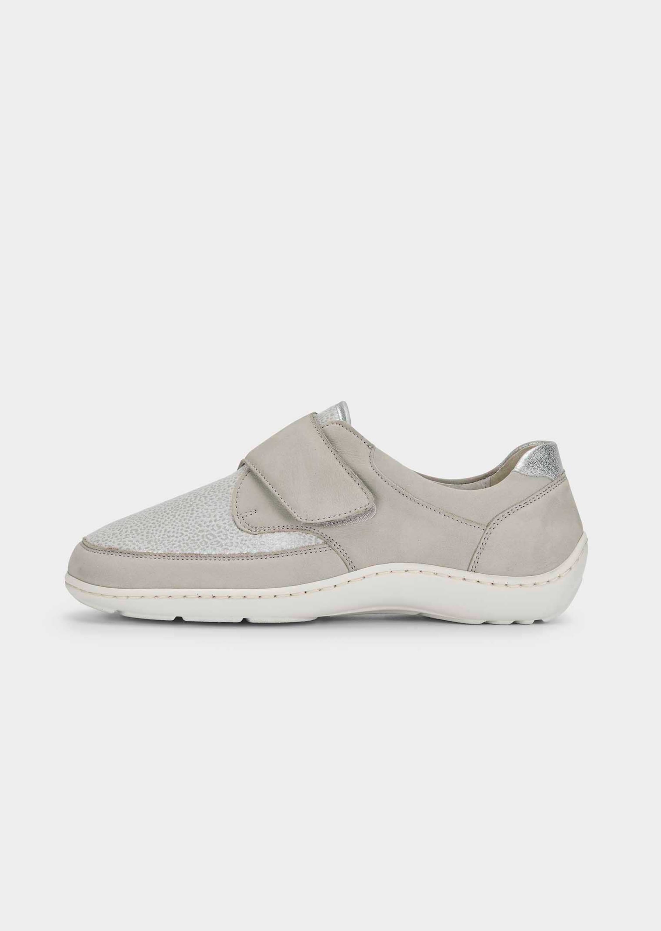 Slipper mit verstellbarem Klettverschluss