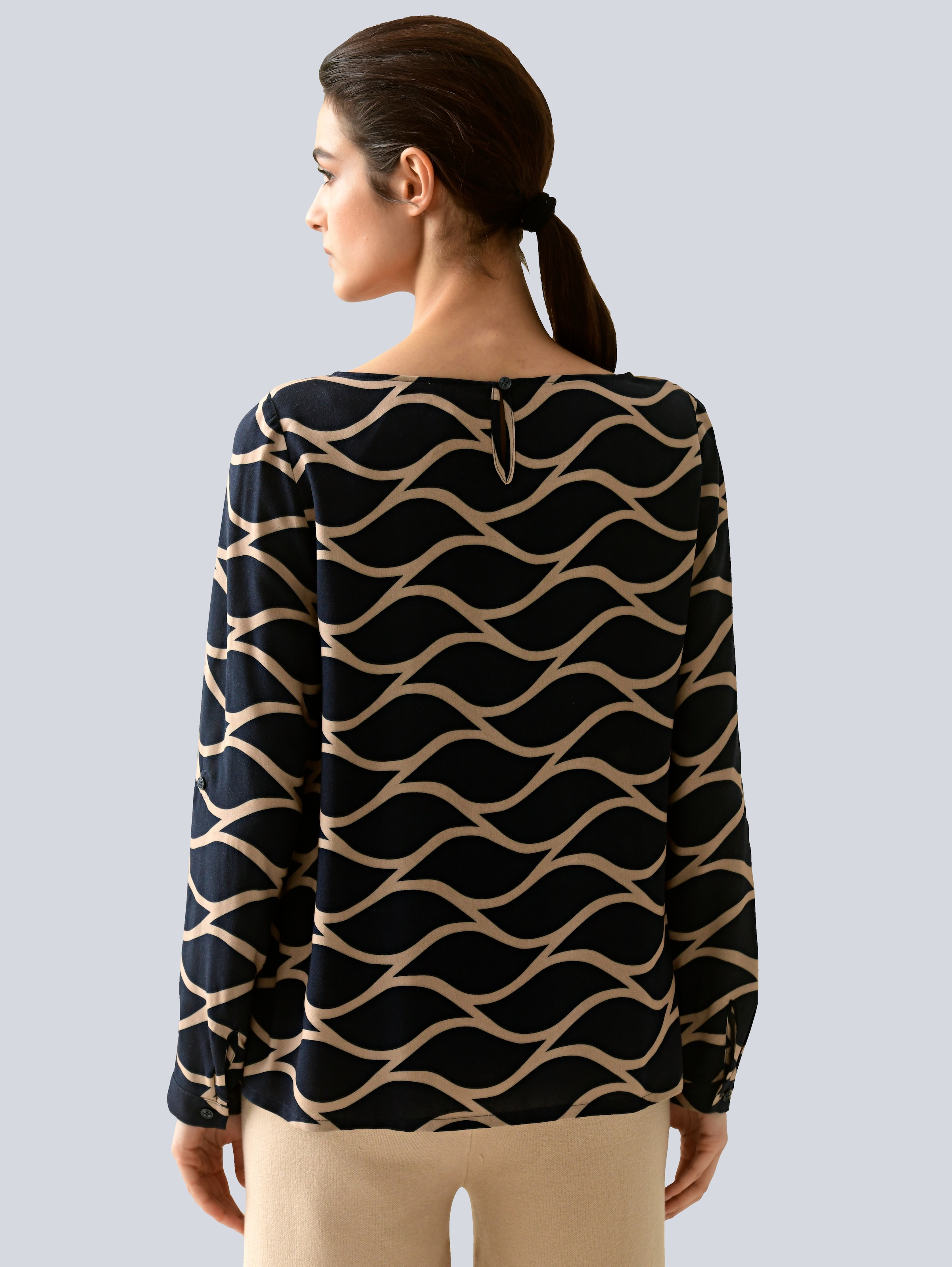 Bluse mit grafischem Dessin