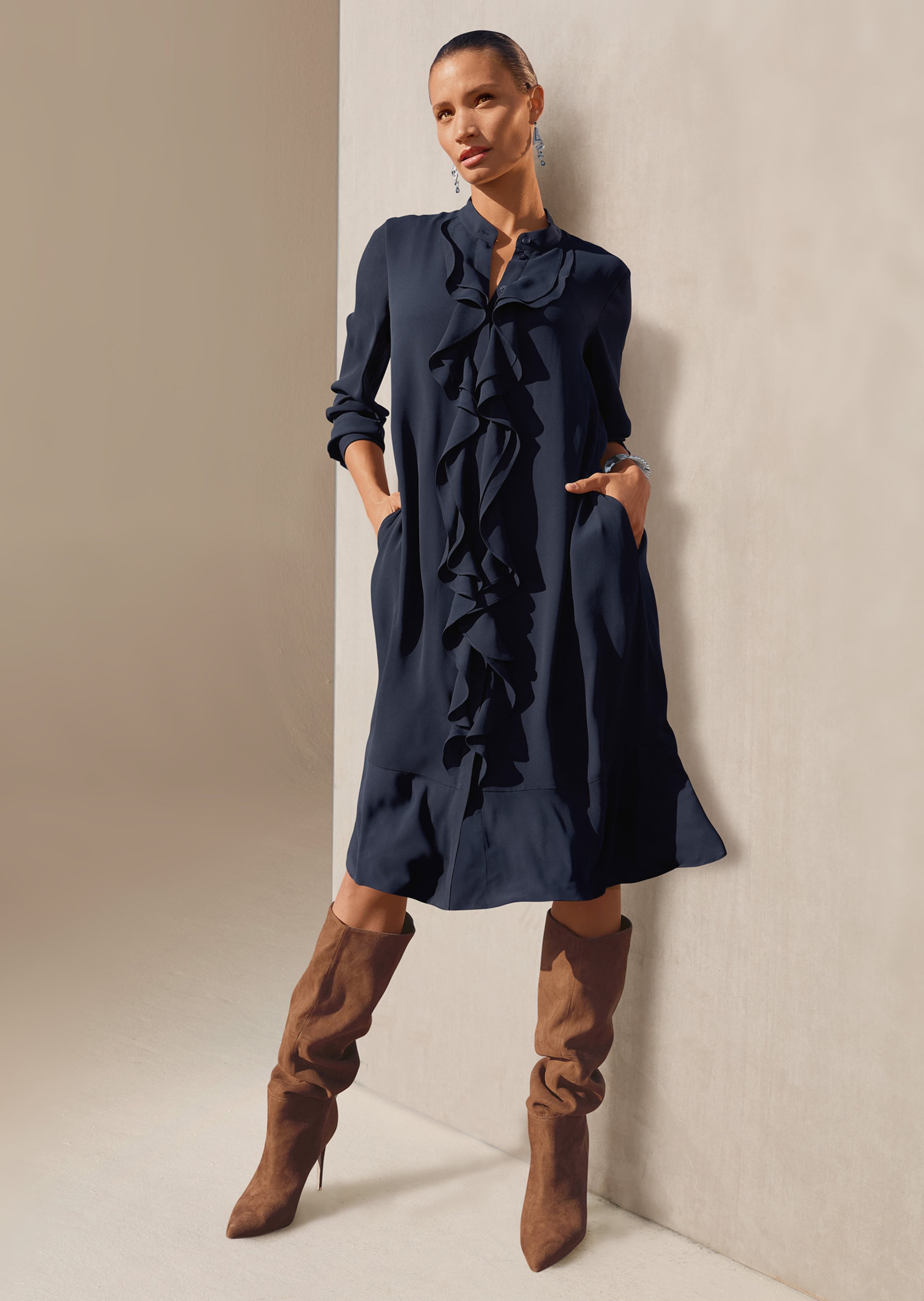 Kleid mit Volants