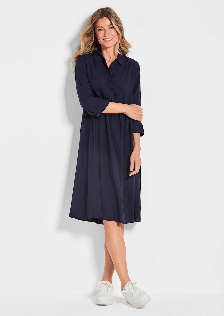 Kleid in Hemdblusenform