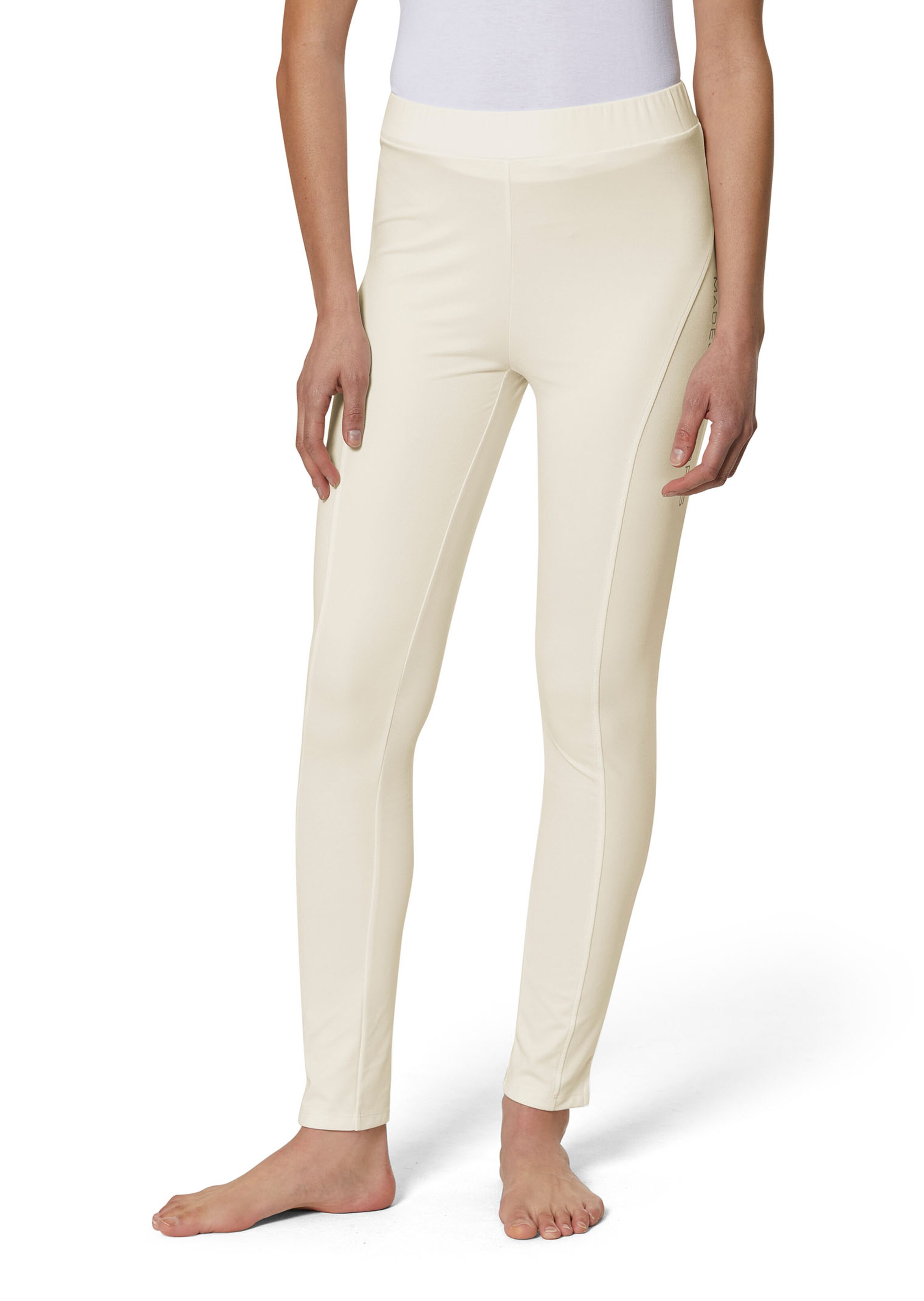 Slim-fit trousers with comfort waistband