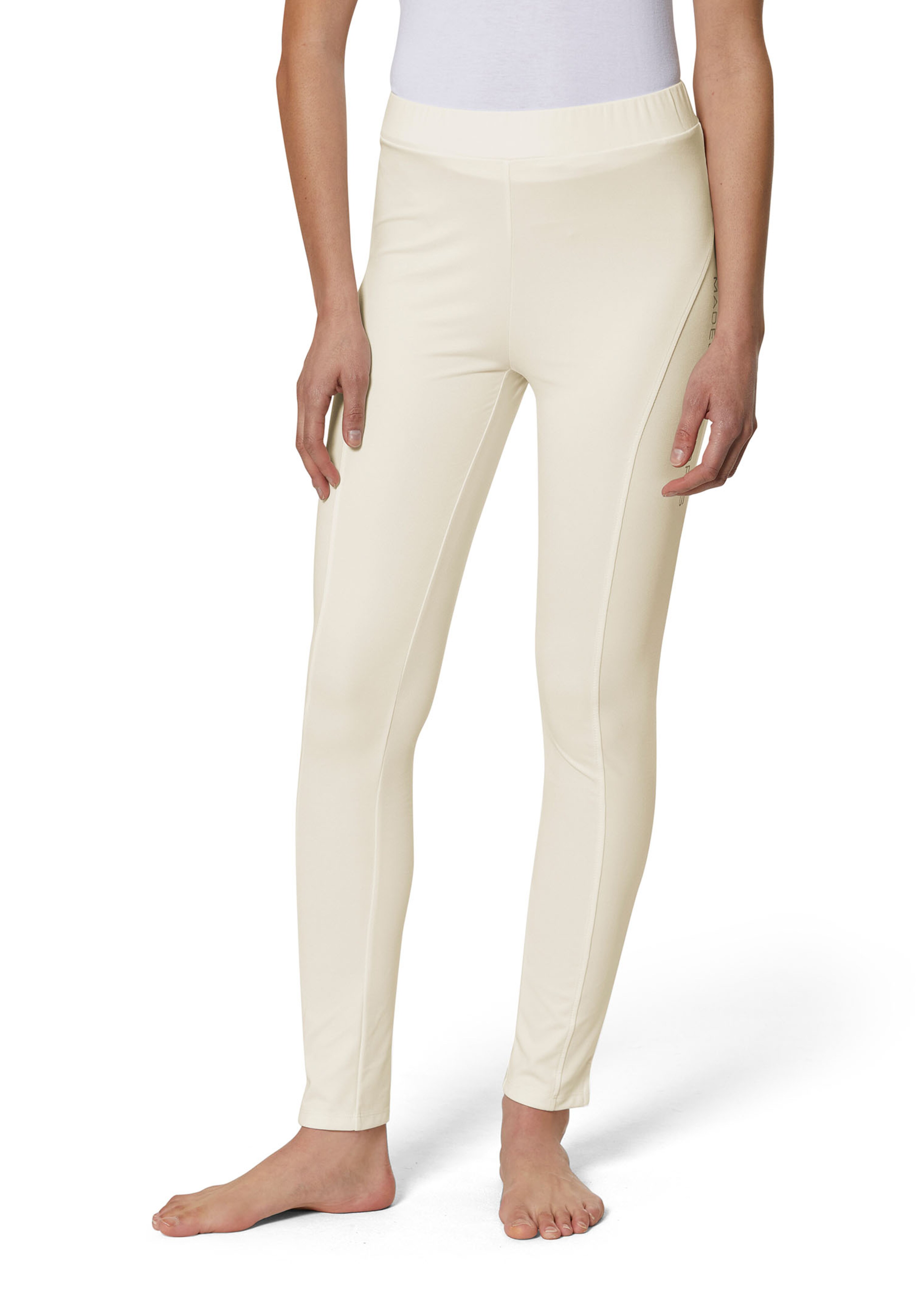 Slim-fit trousers with comfort waistband