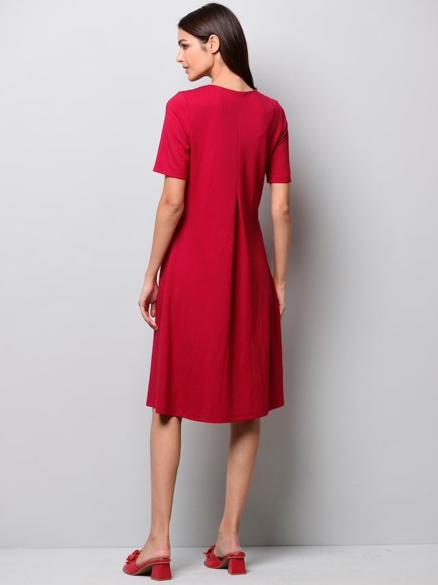 Kleid aus trageangenehmer Jerseyware 1