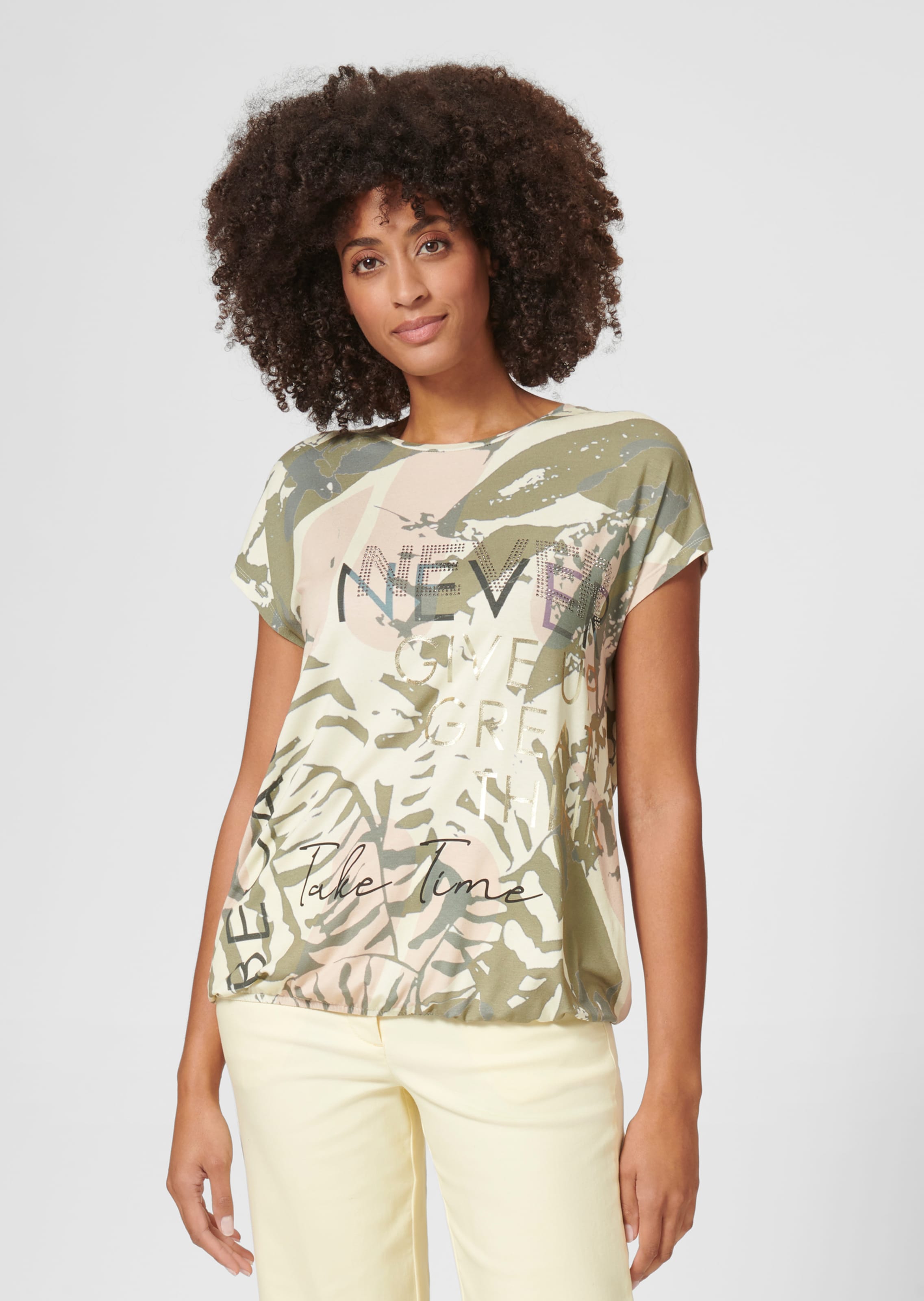 Oversized-Shirt mit Print und Dekosteinchen