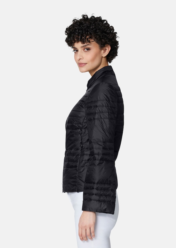 Stylish quilted jacket for outdoor activities 3