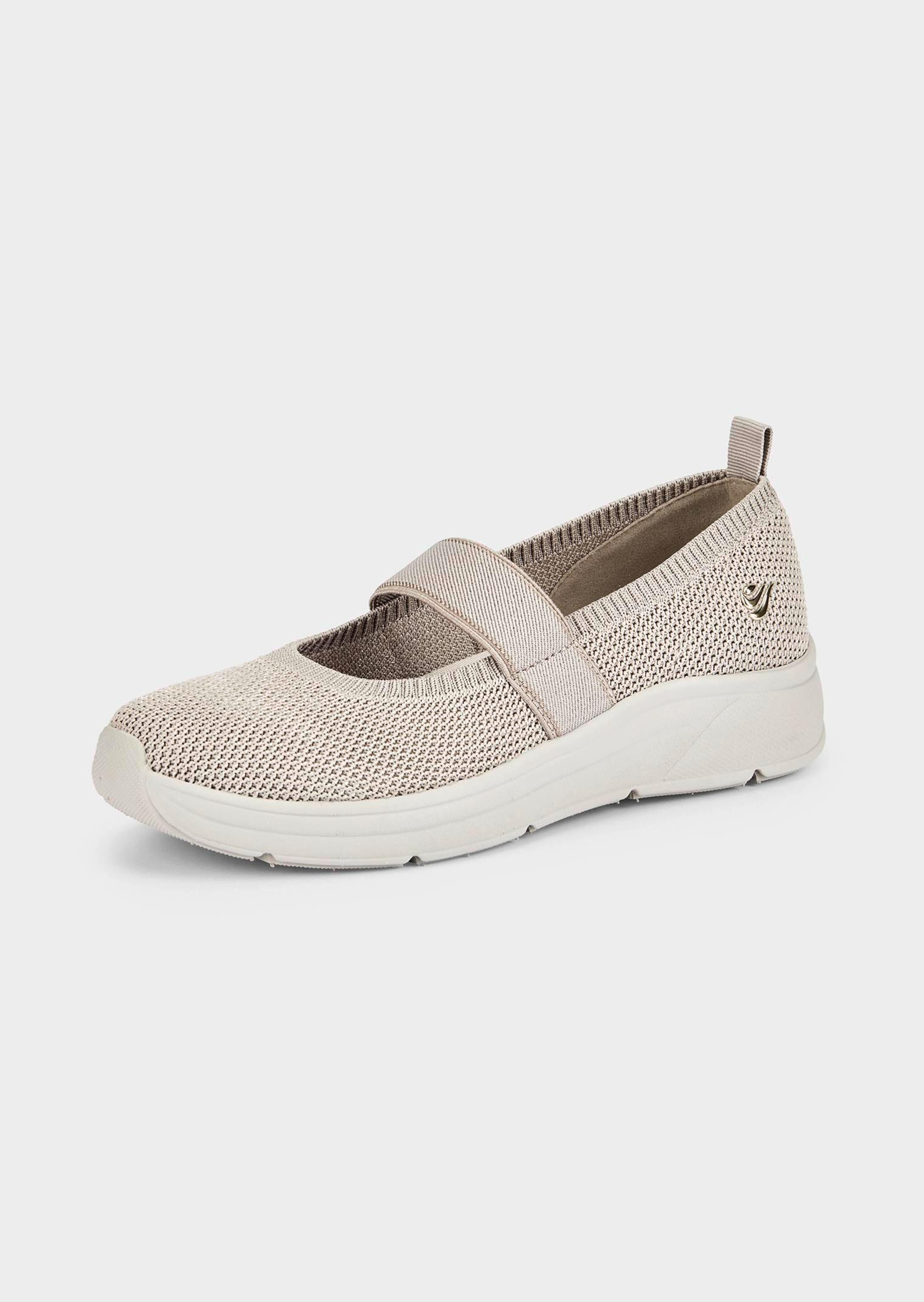 Ballerina mit Riemchen