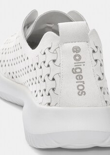 Chaussures ultra-légères avec perforations thumbnail 3