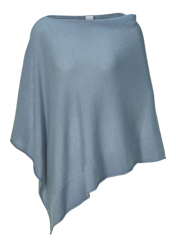 Knitted poncho made from pure cashmere