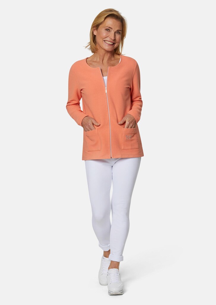 Confortable veste avec fermeture par zip 1