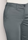 Leichte Chino aus Baumwollsatin thumbnail 5
