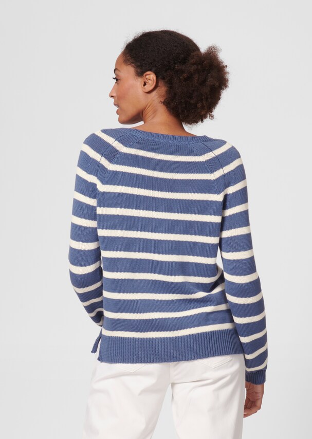 Round neck jumper in a nautical look 2