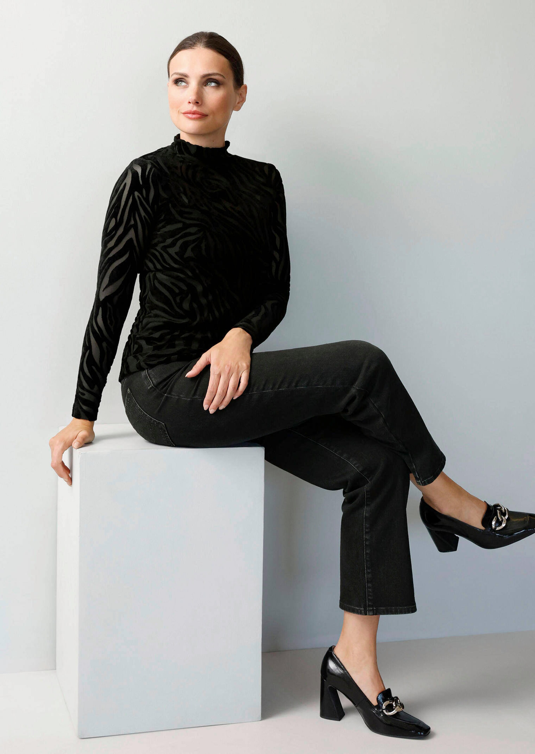 Samtshirt mit Animal-Ausbrenner 3