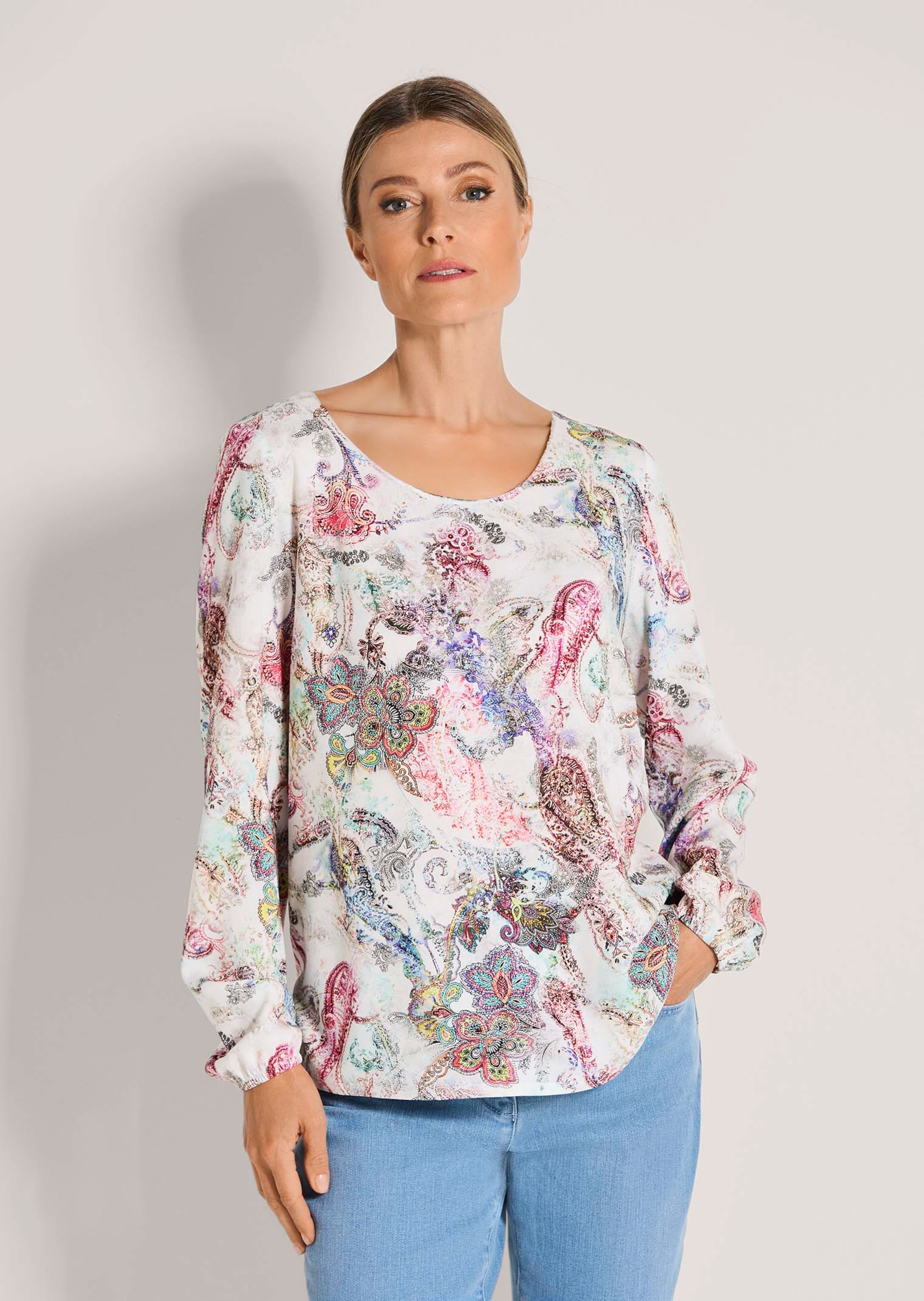 Bluse aus reiner Viskose
