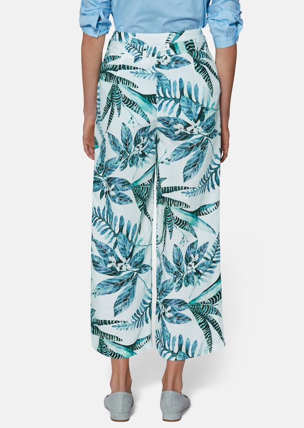 Culottes with unique print and tie belt 2