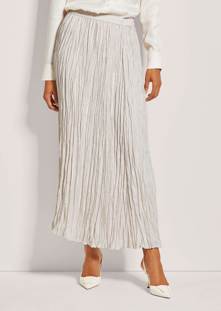 Langer Rock aus Crash-Plissee