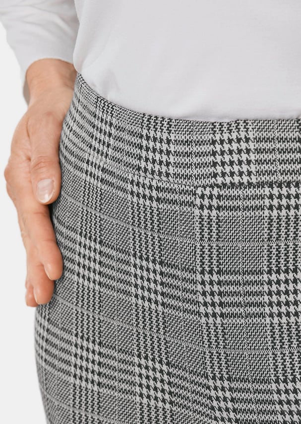 Pantalon à carreaux LOUISA en confortable tissu Punto-Di-Roma 4