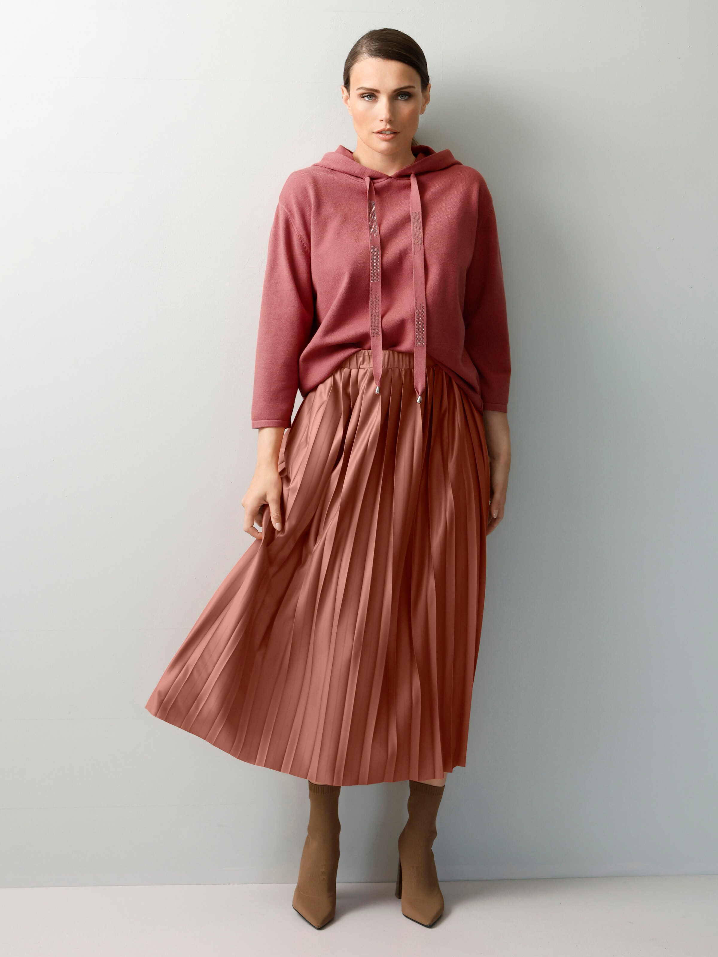 Strickpullover mit Kapuze 5