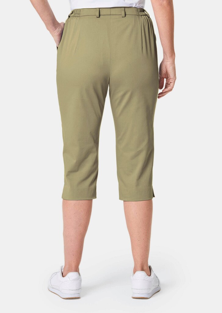 Sportive Capri-Hose aus trageangenehmen Satin