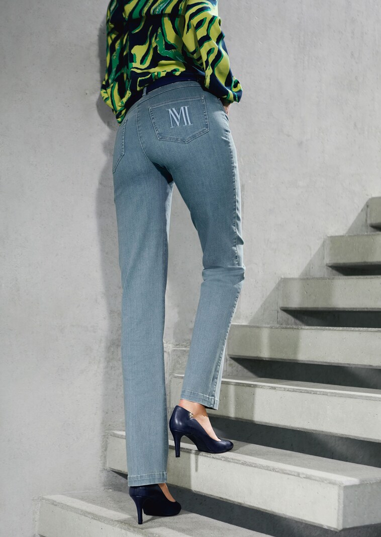 M-jeans in recht model met logo-borduursel