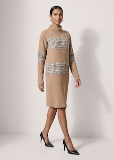 Robe thumbnail 2